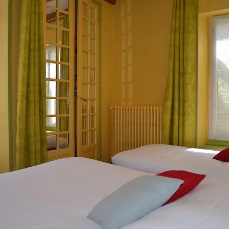 Hotel Magdeleine Romans-sur-Isere