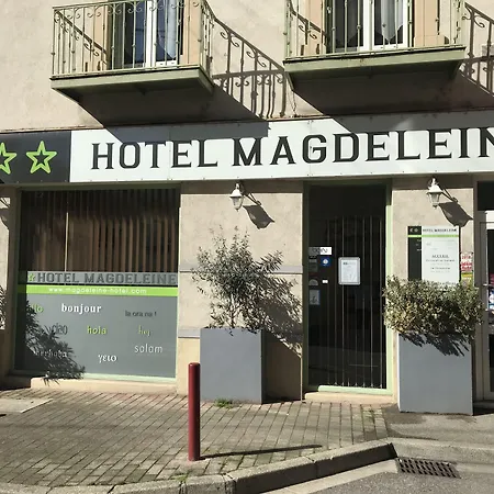 Magdeleine Hotel