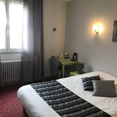 Magdeleine Hotel