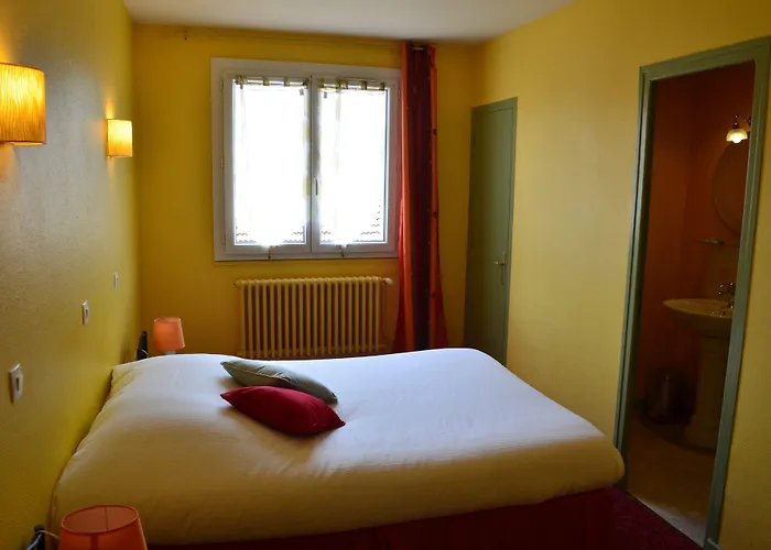 Magdeleine Hotel