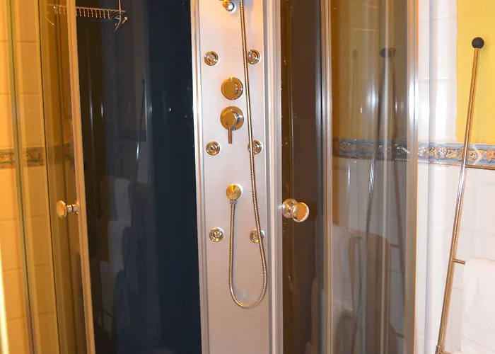 Magdeleine Hotel