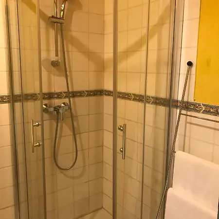 Magdeleine Hotel 3*
