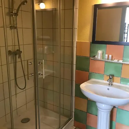 Magdeleine Hotel 3*
