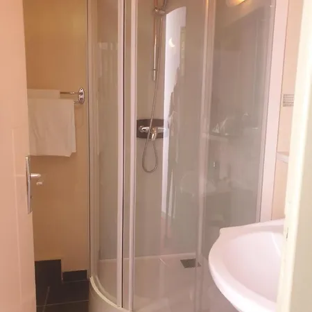 Magdeleine Hotel