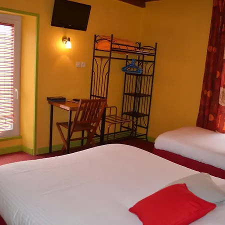 Magdeleine Hotel